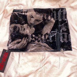 Absolutely beautiful skirt